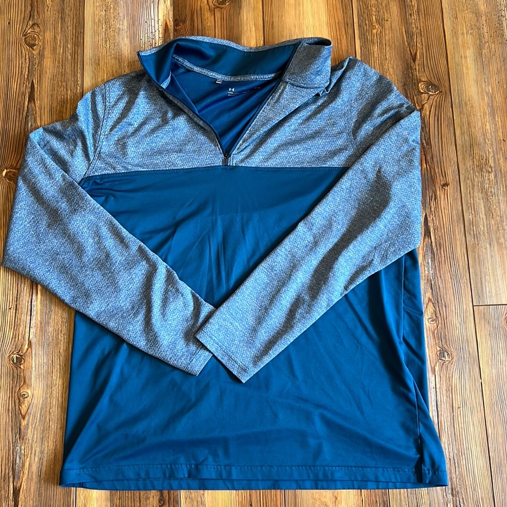 Under Armour quarter zip pullover. Lg